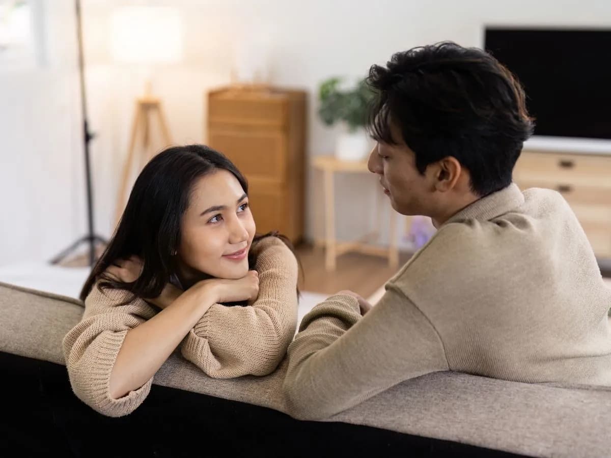 How Often Should You Wash Thinning Hair: Expert Routine & Care - andyou.ph